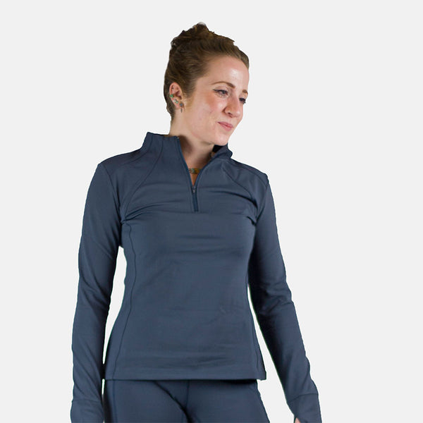 Lady wearing Cameo Thermo Baselayer in Pewter
