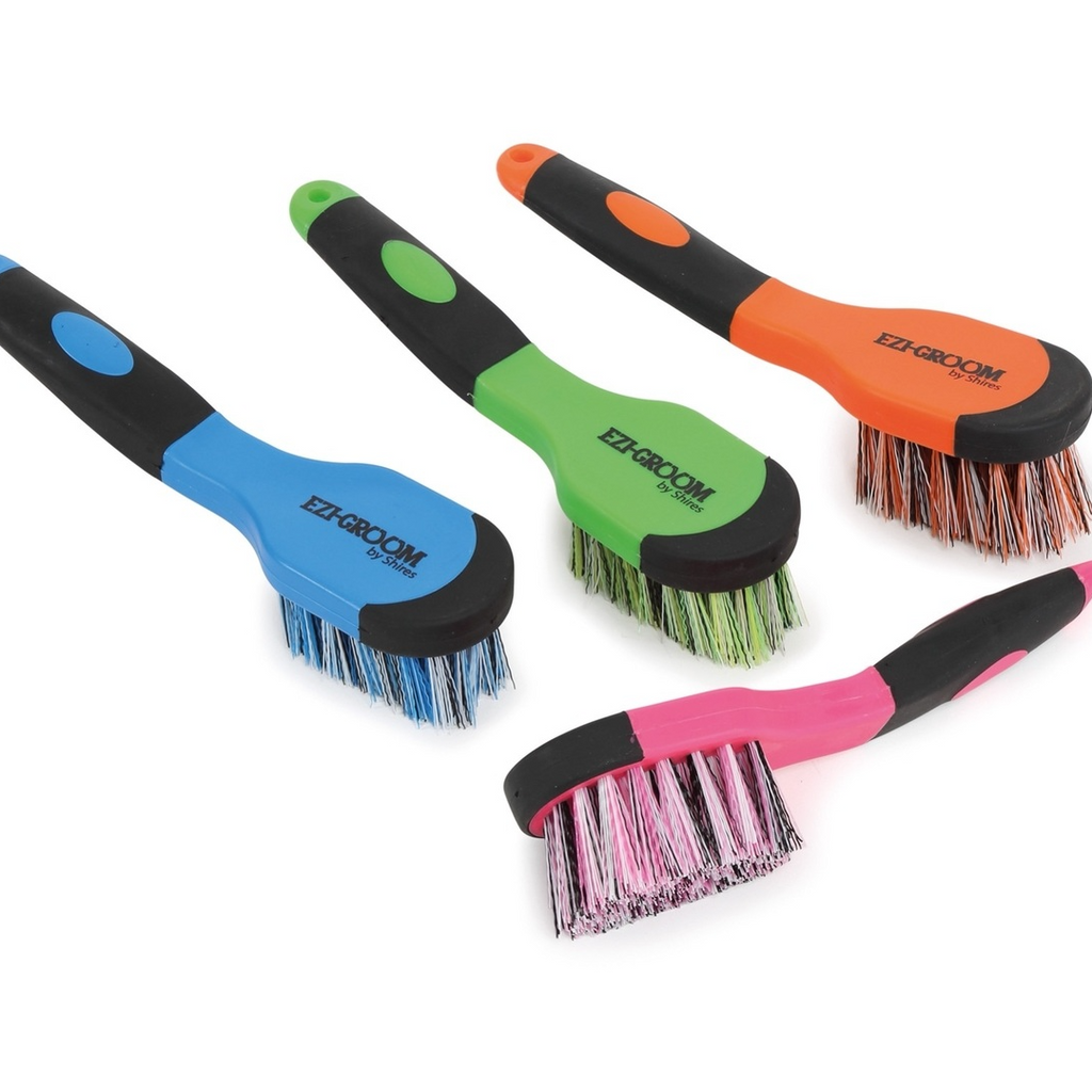 Ezi-Groom Grip Bucket Brushes